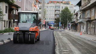 O caddede asfalt çalışmaları başladı
