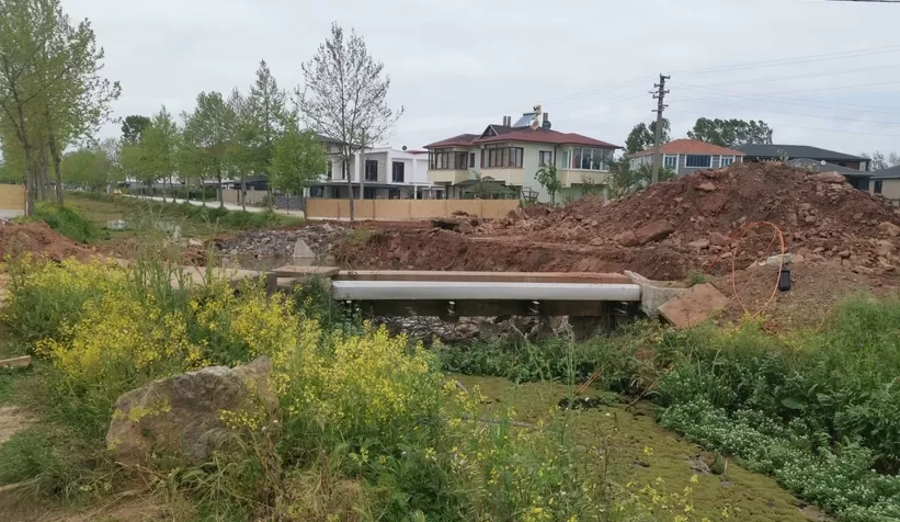 O köprünün yapımı durdu