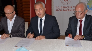 O organizasyonun imzaları atıldı