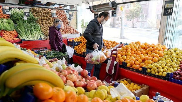 Ocak'ta enflasyon beklentileri aştı