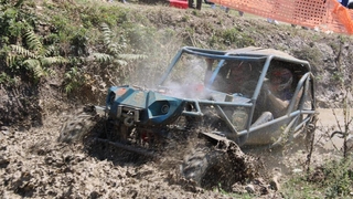  Off-road yarışları heyecanlı anlara sahne oldu