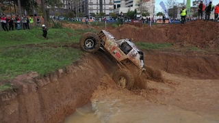 Off-road yarışları nefes kesti