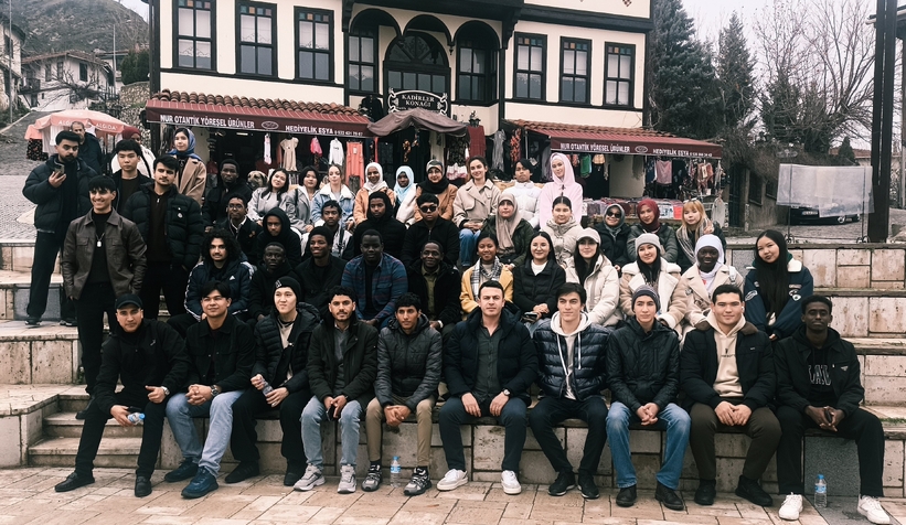Öğrenciler tarihi ve doğal mekanları keşfetti