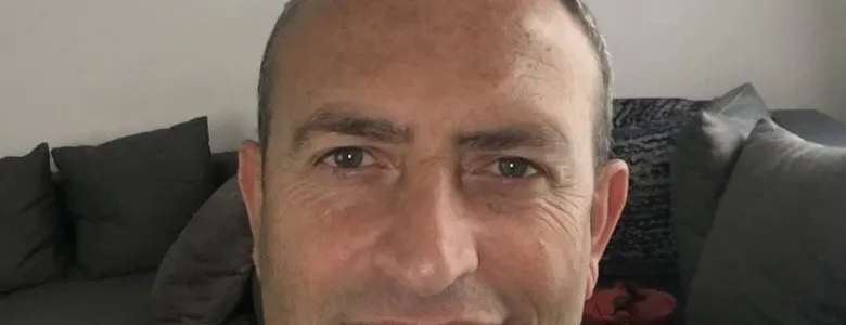 Öğretmen maç izlerken kalp krizi geçirip hayatını kaybetti