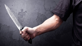 Öğretmen müdür yardımcısını bıçakladı