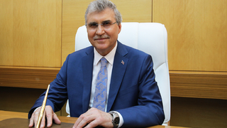 Öğretmenler bizlerin baş tacıdır