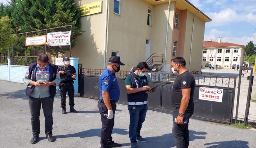 Okul çevrelerine sıkı denetim 5 kişi yakalandı
