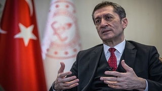 Okullar ne zaman açılacak? Bakan tarih verdi