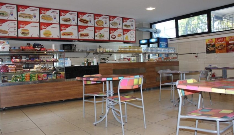 Okullardaki o yasak bir yıl ertelendi