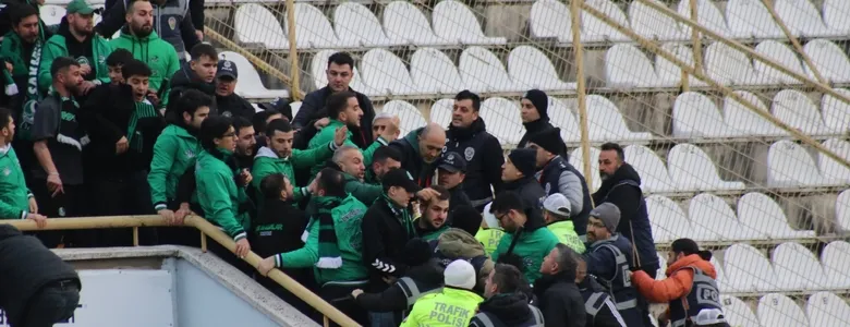 Olayların yaşandığı maçta iki takıma ceza yolda