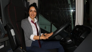 On yıldır hostesi olduğu otobüse kaptan şoför oldu
