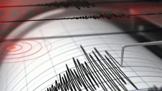 Onlarca artçı deprem oldu