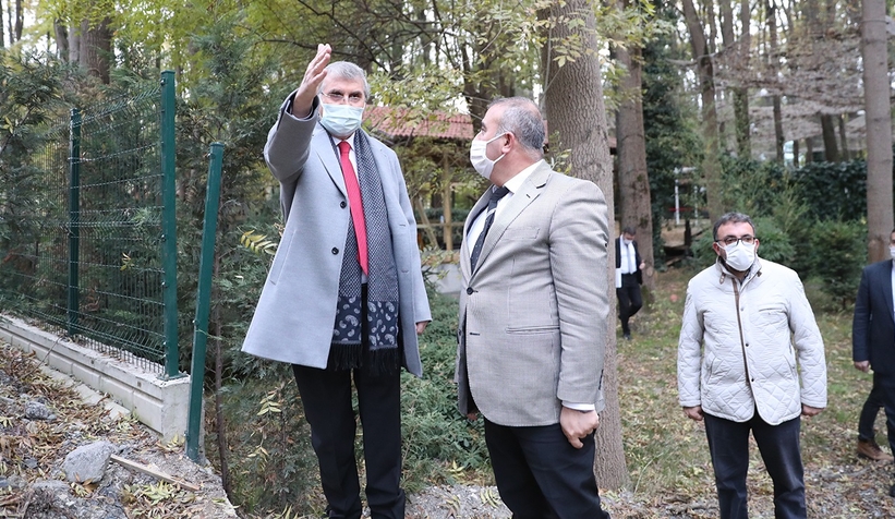 Orman Park’ta restorasyon çalışmalarını inceledi