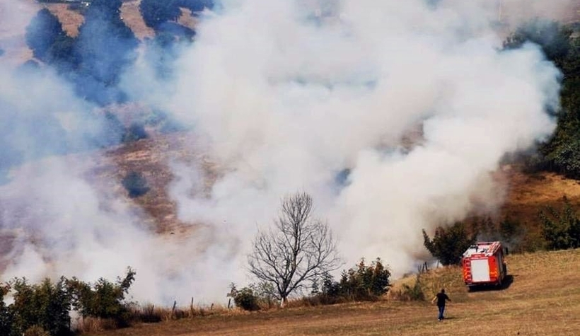 Ormana sıçramadan söndürüldü