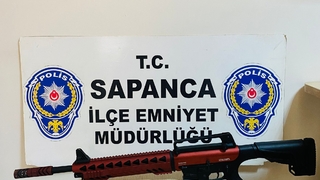 Ormanda silahlarla yakalandılar