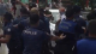 Ortalık karıştı, çevik kuvvet müdahale etti