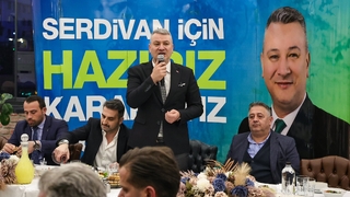 Osman Çelik iftarda berberlerle buluştu