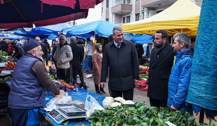Osman Çelik'ten pazar yeri ziyareti