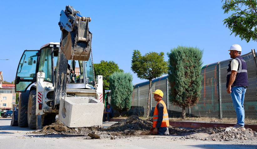 Osmangazi Caddesi’ne altyapı atağı