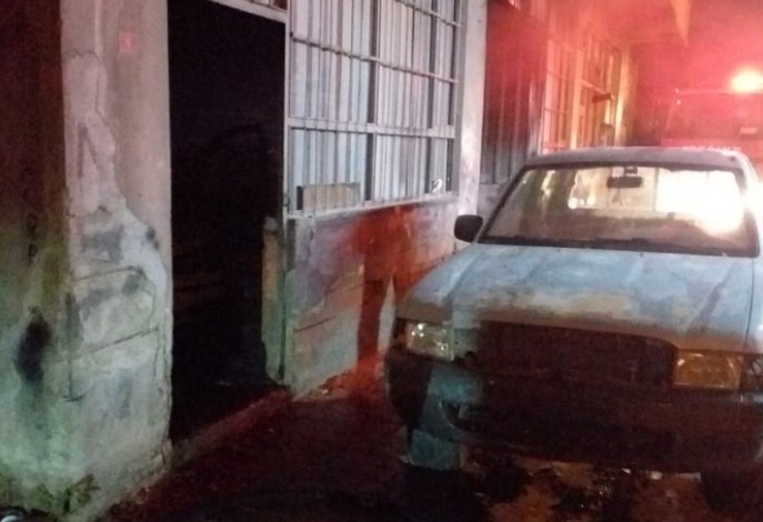 Oto boyacı dükkanında patlama