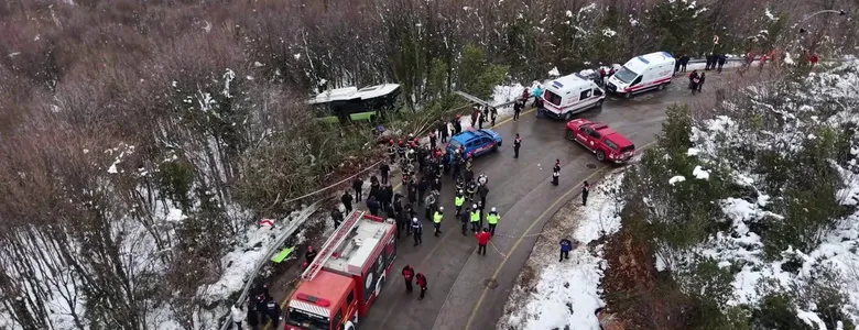 Otobüs kazasında yaralı sayısı 39'a yükseldi