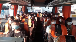 Otobüste 21 düzensiz göçmen yakalandı