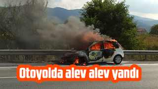 Otomobil alev alev yandı