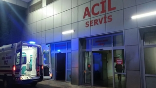 Otomobil kamyona arkadan çarptı:3 ölü 1 yaralı