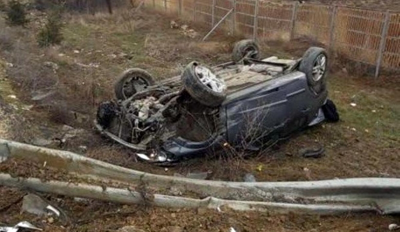 Otomobil şarampole yuvarlandı: 5 yaralı