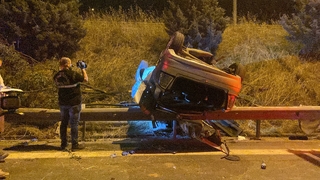 Otomobil takla attı: 3 ölü