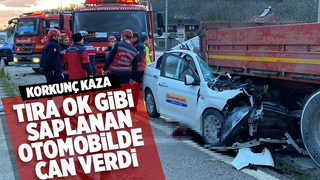 Otomobil tıra ok gibi saplandı: 1 ölü