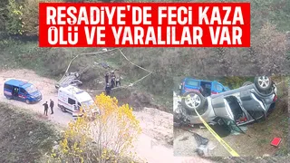 Otomobil uçuruma yuvarlandı; Ölü ve yaralılar var