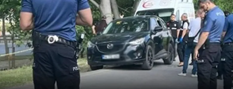 Otomobilde silahla vurulmuş halde ölü bulundu