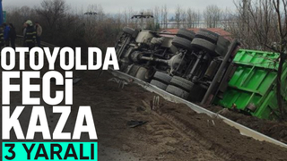 Otomobile çarpan kamyon şarampole devrildi; 3 yaralı