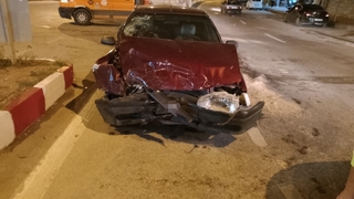 Otomobiller çarpıştı: 4 yaralı