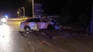Otomobiller çarpıştı: 6 yaralı