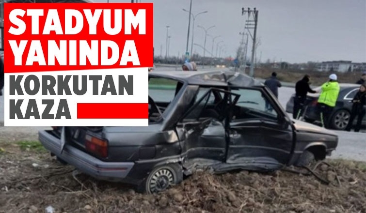 Otomobiller çarpıştı