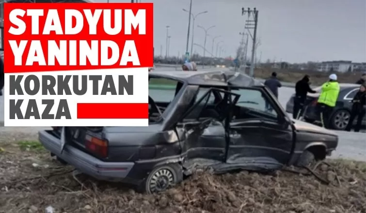 Otomobiller çarpıştı