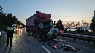 Otoyol savaş alanına döndü