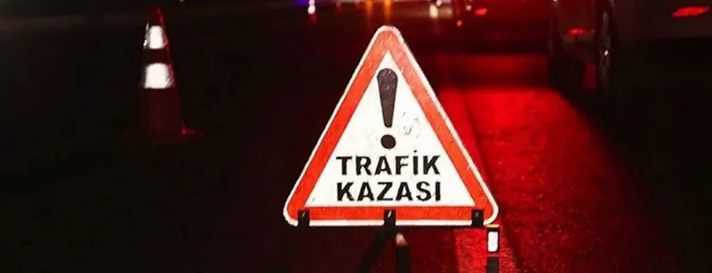 Otoyolda feci kaza: 1'i ağır 3 yaralı