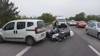 Otoyolda kaza: 2 yaralı