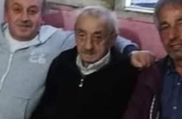 Oy kullanırken kalp krizi geçirip öldü