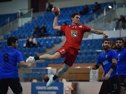 Oyun kurucu Atakan Şirin Büyükşehir Hentbol’da