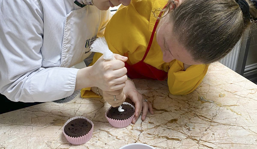 Özel öğrencilerle mutfağa girdiler