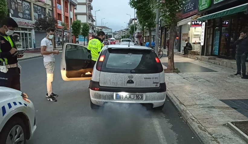 Özel yazılımla havayı kirletirken yakaladı