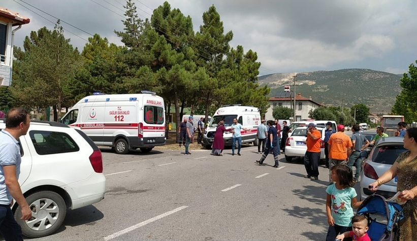 Pamukova'da kaza: 6 yaralı