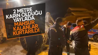 Pamukova'da yaylada mahsur kalan kampçılar kurtarıldı