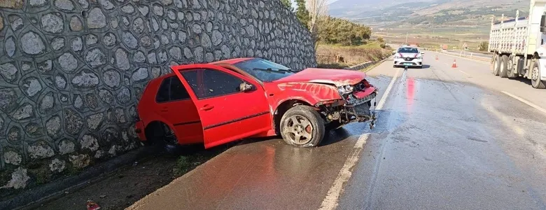 Pamukova-İznik yolunda kaza