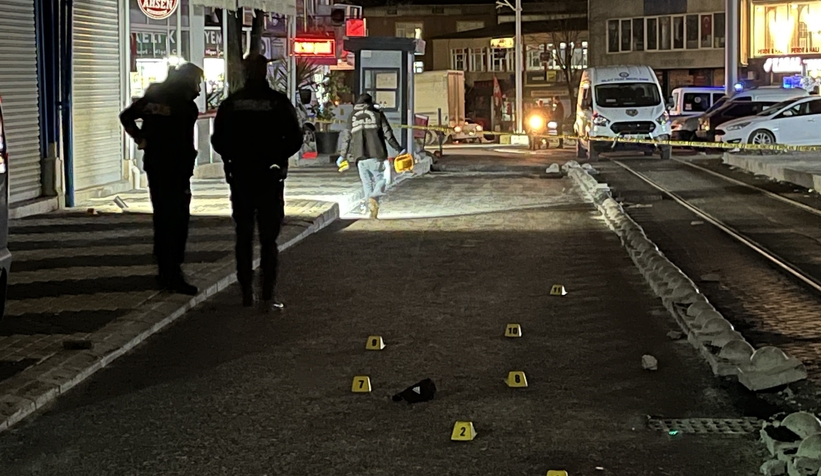 Pandemide tahliye oldu, sokak ortasında bir kişiyi vurdu