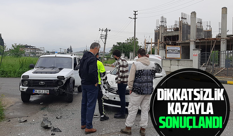 Pikap ile otomobilin çarpışması sonucu 2 kişi yaralandı